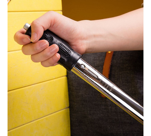 Динамометрический ключ предельный Deli DL-YN-60300  60-300Нм, 1/2", головка Cr-Mo, 72 зуба, точность +/- 3%, противоскользящая рукоятка, кейс