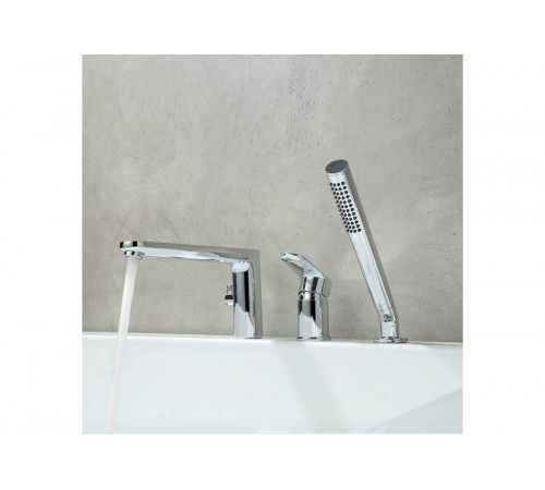 Смеситель на борт ванны на 3 отв. AQUATEK AQ1848CR Ника