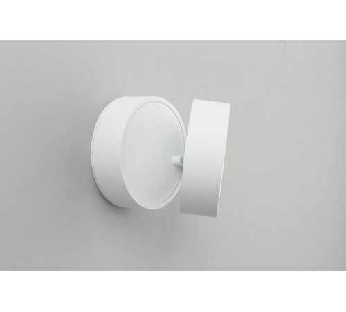 Светодиодный спот Omnilux Lenno OML-101309-18