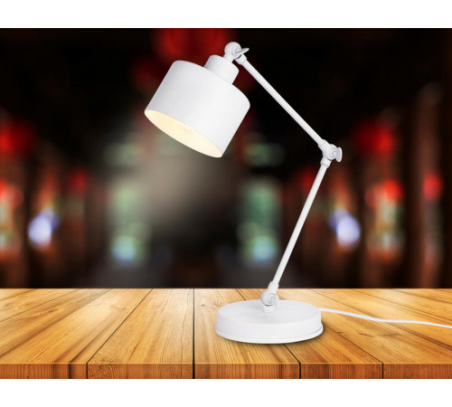 Настольная лампа Ambrella Light Traditional TR8152 УЦ