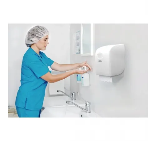 Бумажные полотенца Kimberly-Clark  в рулонах Scott® Essential белые однослойные (6 рулонов х 350 метров)