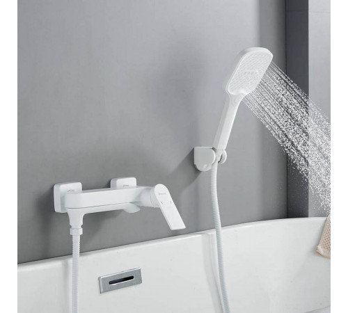 Смеситель для ванны Shevanik S4102C, белый