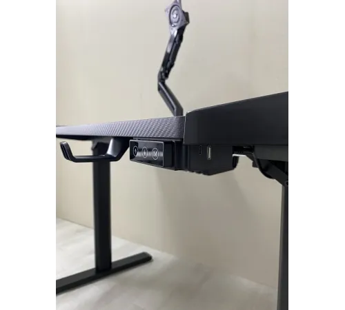 Игровой подъемный стол с регулировкой по высоте XTEN-UP WTG001, черный,1050х560х750/1150 мм